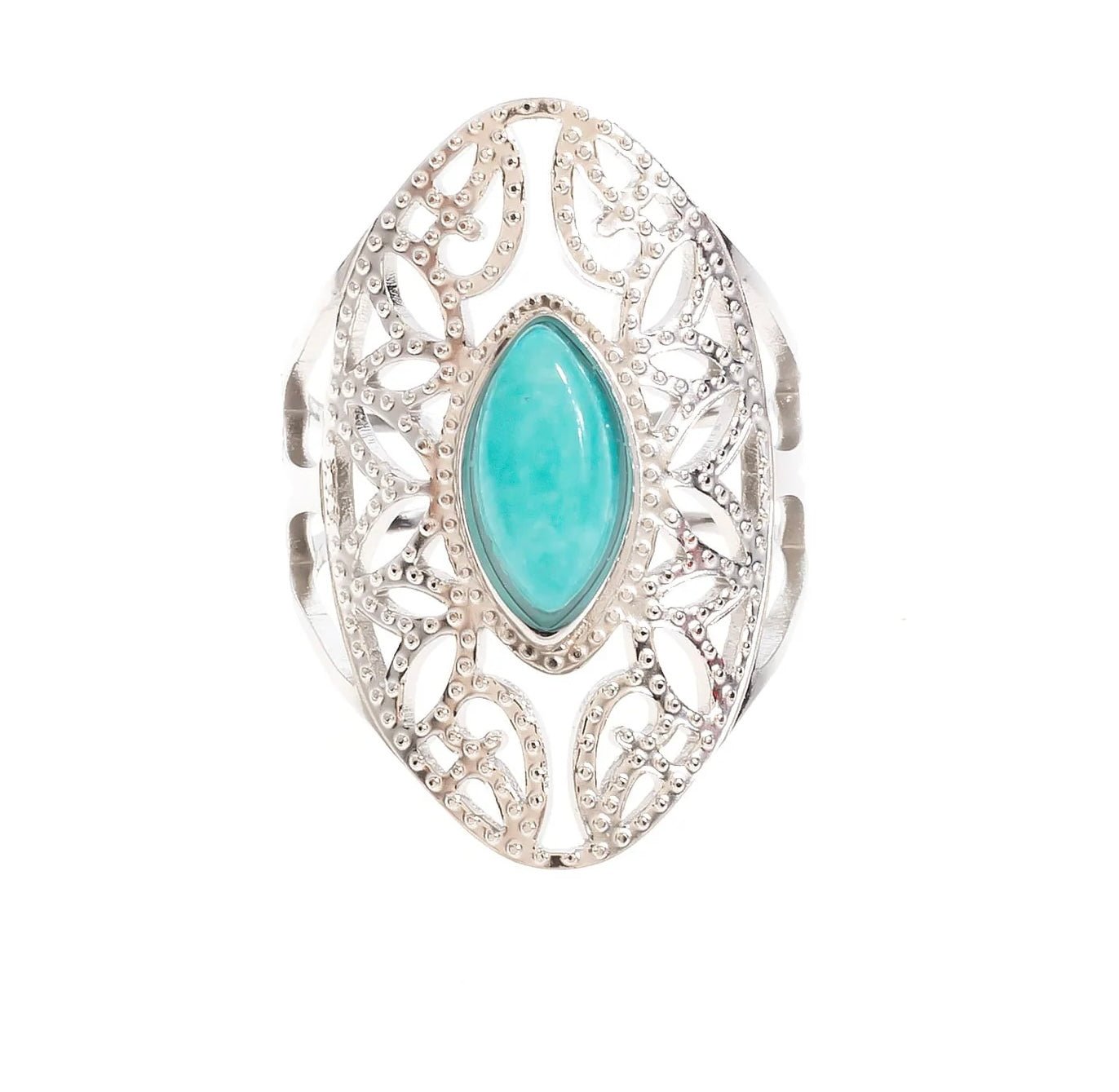 Laisse-toi charmer par cette bague, en acier inoxydable, argent, un bijou raffiné et unique. Son design ajouré, délicatement travaillé, entoure une magnifique pierre d'amazonite en forme d'œil de chat, qui capte la lumière avec éclat. Cette bague ouverte et réglable s’ajuste parfaitement à ton doigt, alliant confort et style. Idéale pour ajouter une touche d'élégance à n'importe quelle tenue, elle est parfaite pour celles qui recherchent un accessoire chic et intemporel.